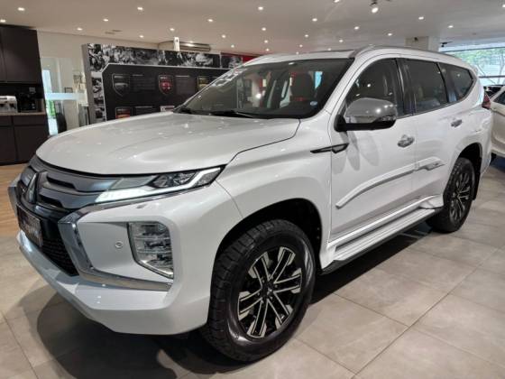 MITSUBISHI PAJERO SPORT 2.4 16V MIVEC TURBO DIESEL HPE-S AWD AUTOMÁTICO